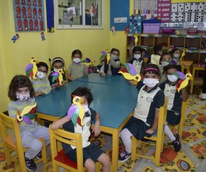 Art Education (How To Make a Parrot) KG 2B (6)